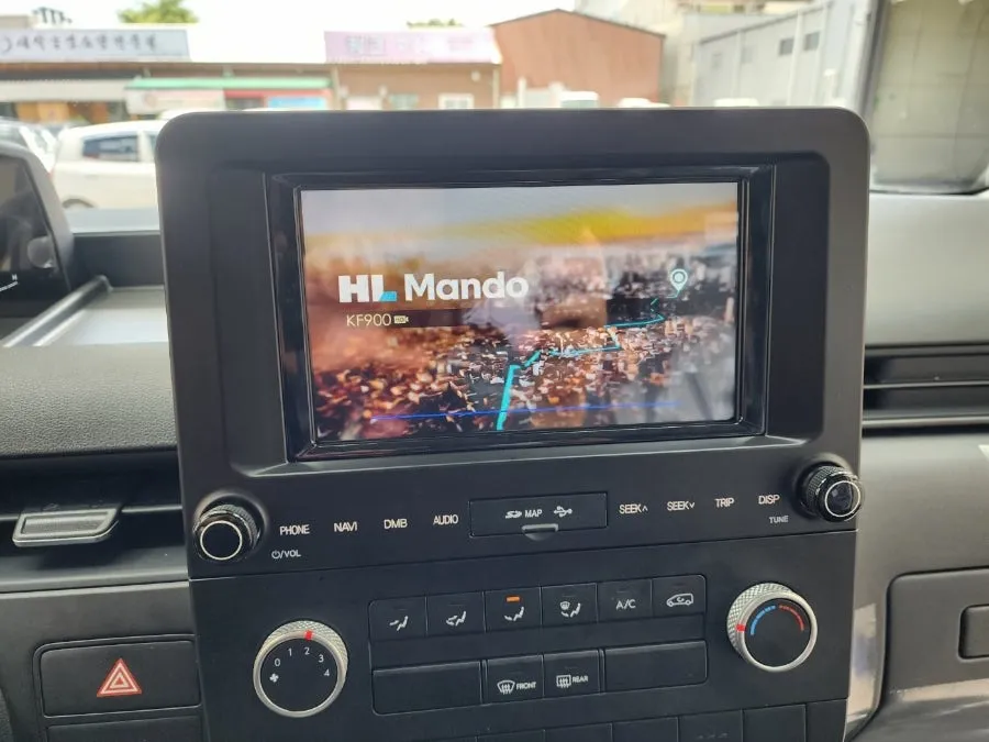Hyundai Staria oem options - Hyundai Staria OEM Options Review — Navigation & Camera Upgrade photo 5