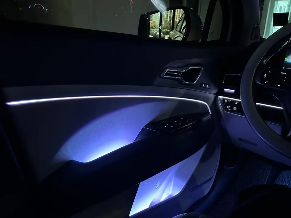 Kia Sportage NQ5 ambient lighting - Kia Sportage NQ5 Ambient Lighting Review - Enhanced Interior photo 3