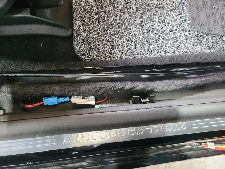 Mercedes-Benz A-Class dash cam - Mercedes-Benz A-Class Dash Cam Installation Review photo 5