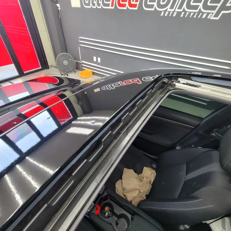 Honda Civicのカーラッピング事例｜費用目安・仕上がり 施工写真 3-3