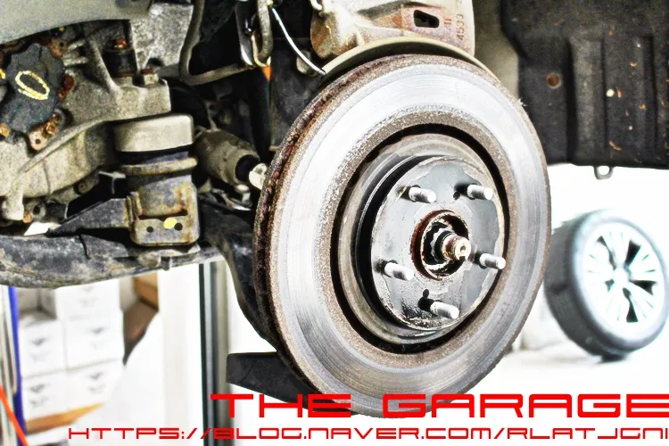 Lexus ES - Lexus ES Brake Upgrade Review — Enhanced Stopping Power photo 4