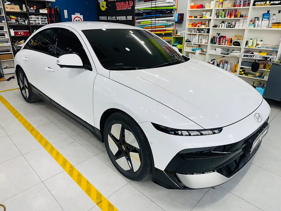 Hyundai IONIQ 6 ppf - Hyundai IONIQ 6 PPF Review — Headlight Protection photo 5