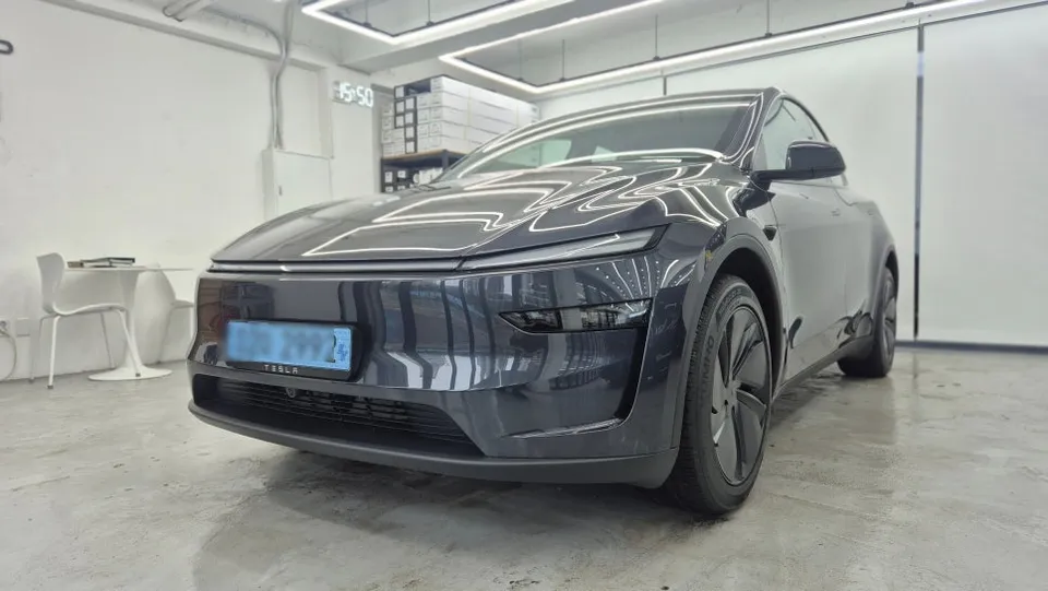 Tesla Model Y ppf - Tesla Model Y PPF Review: Juniper Package with Ceramic Bond & Bes photo 4