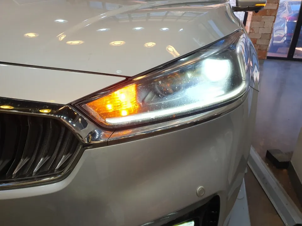 Kia K7 YG lighting upgrade - Kia K7 YG Lighting Upgrade Review: Cost & Results photo 4