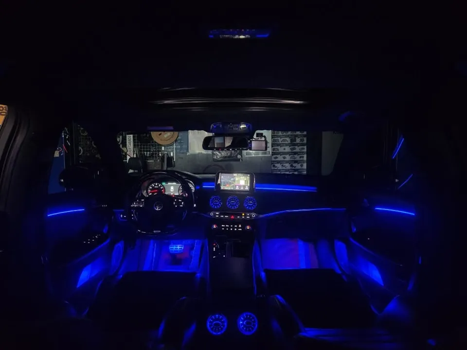 Kia Stinger ambient lighting - Kia Stinger Ambient Lighting Review — Enhanced Interior Mood photo 4