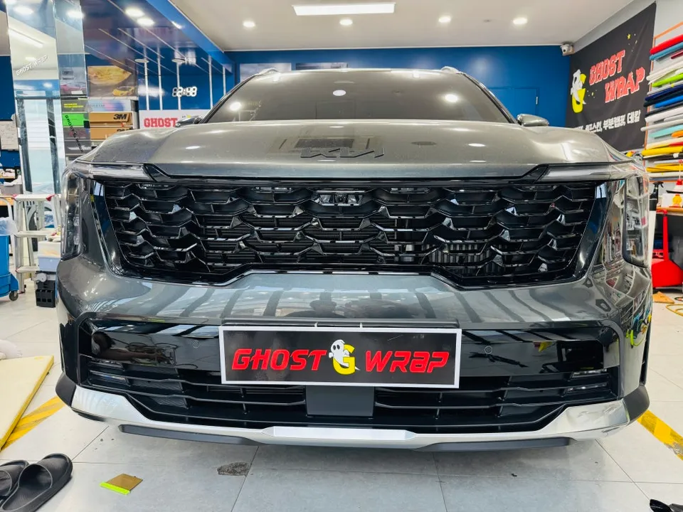 Kia Sorentoのカーラッピング事例｜費用目安・仕上がり 施工写真 2-2