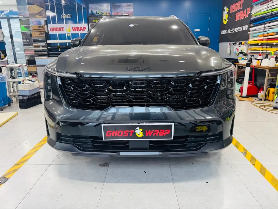 Kia Sorentoのカーラッピング事例｜費用目安・仕上がり 施工写真 2-3