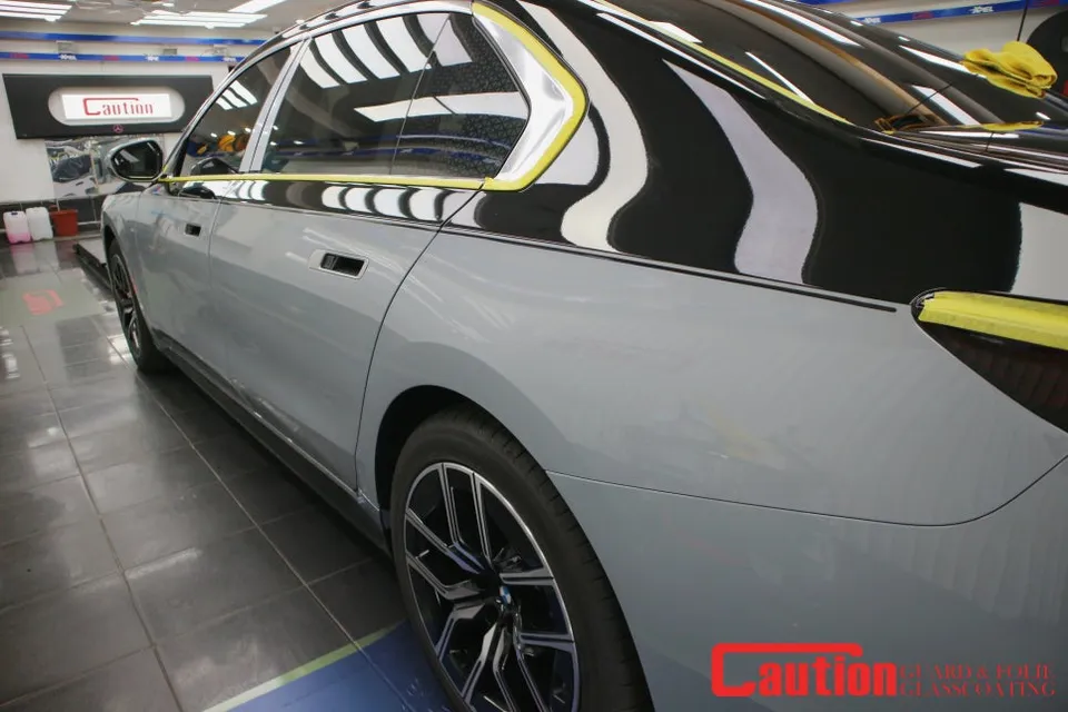 BMW 7 Series G11/G12 PPF施工事例｜費用目安・仕上がり 施工写真 1-3