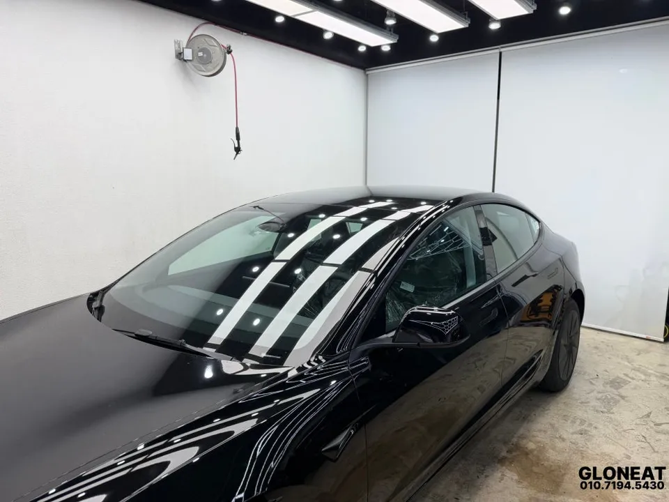 Tesla Model 3のカーフィルム施工事例｜費用目安・仕上がり 施工写真 2-1