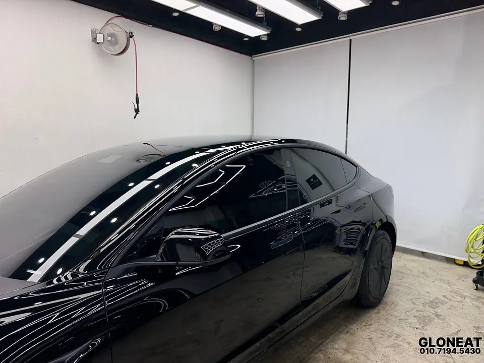 Tesla Model 3のカーフィルム施工事例｜費用目安・仕上がり 施工写真 2-2