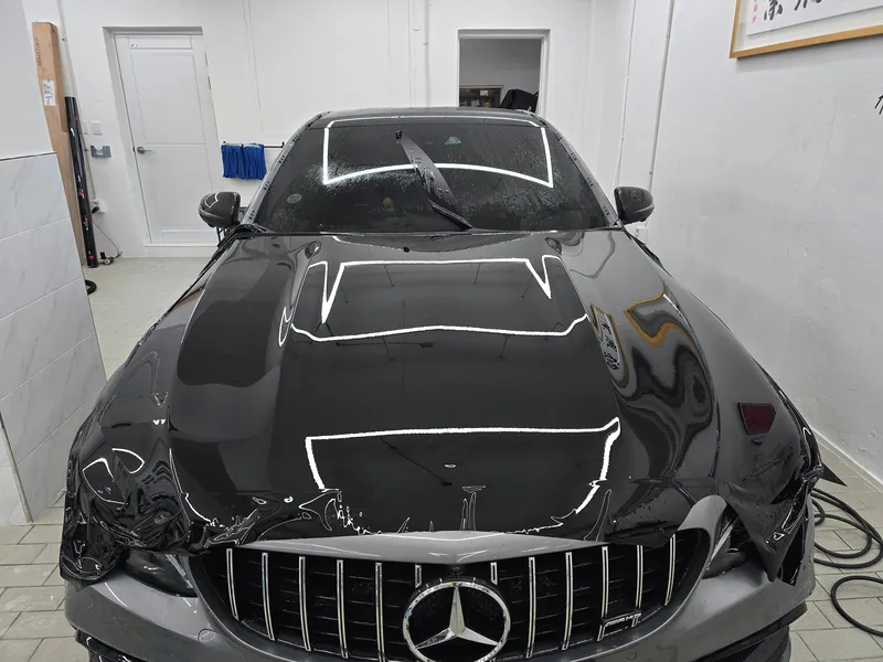 Mercedes-Benz C63 AMGのブラックPPF施工事例 施工写真 3-1