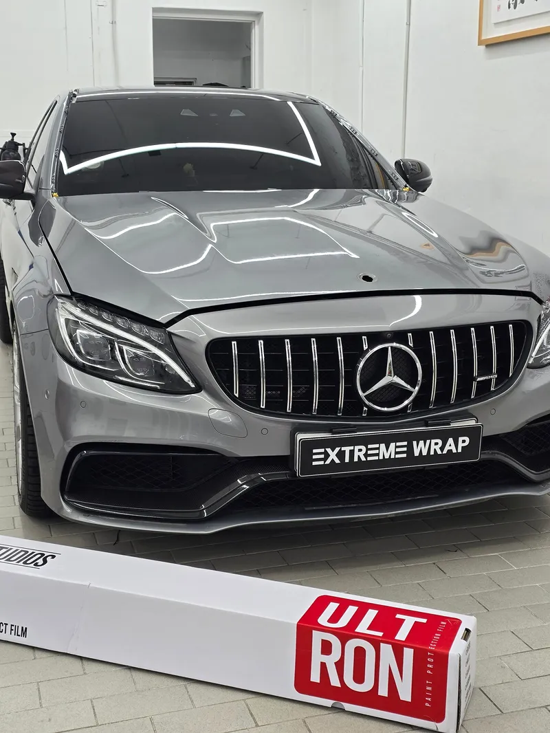 Mercedes-Benz C63 AMGのブラックPPF施工事例 施工写真 1-2