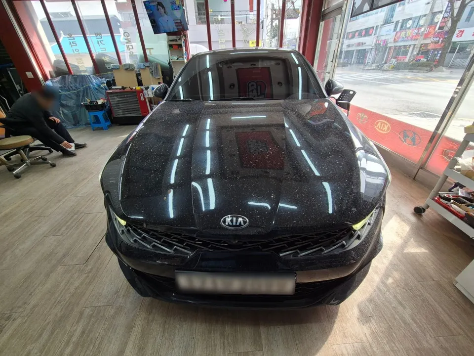 Kia K5 Window Tinting Review: Seamless Front Windshield Replaceme photo 2