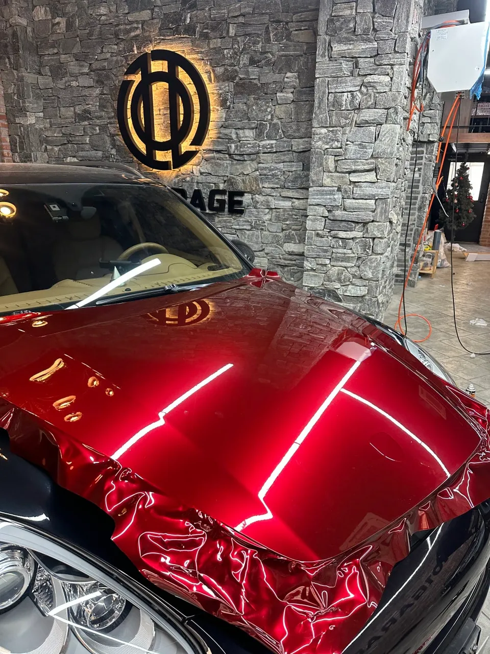 Porsche Cayenneのカーラッピング事例|費用目安・仕上がり 施工写真 2-1