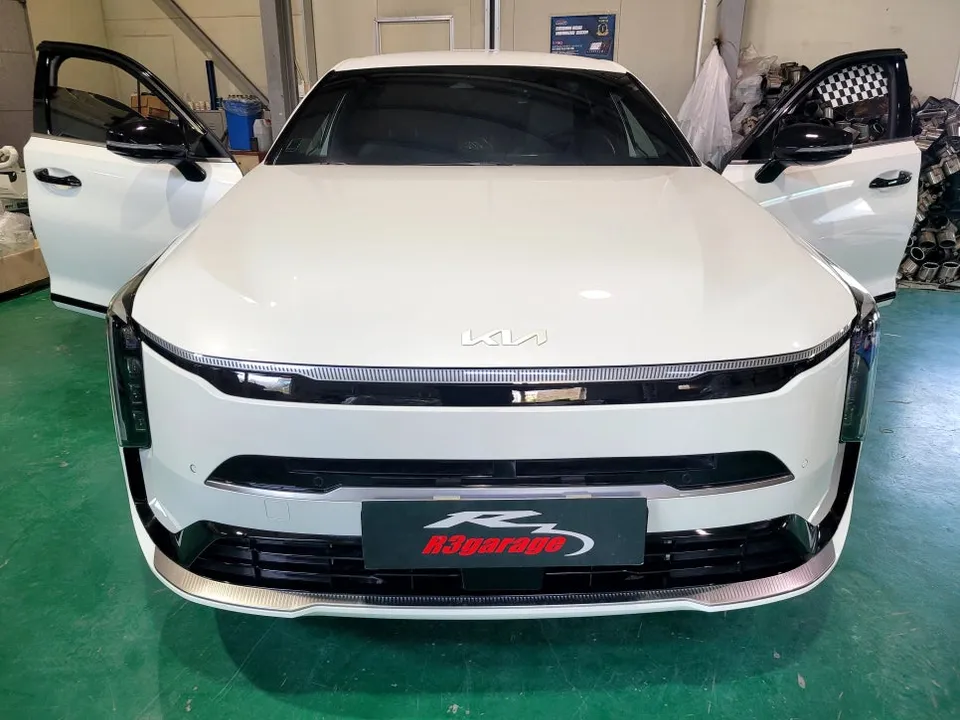 Kia K8 Ambient Lighting Review — Enhanced Interior Ambiance