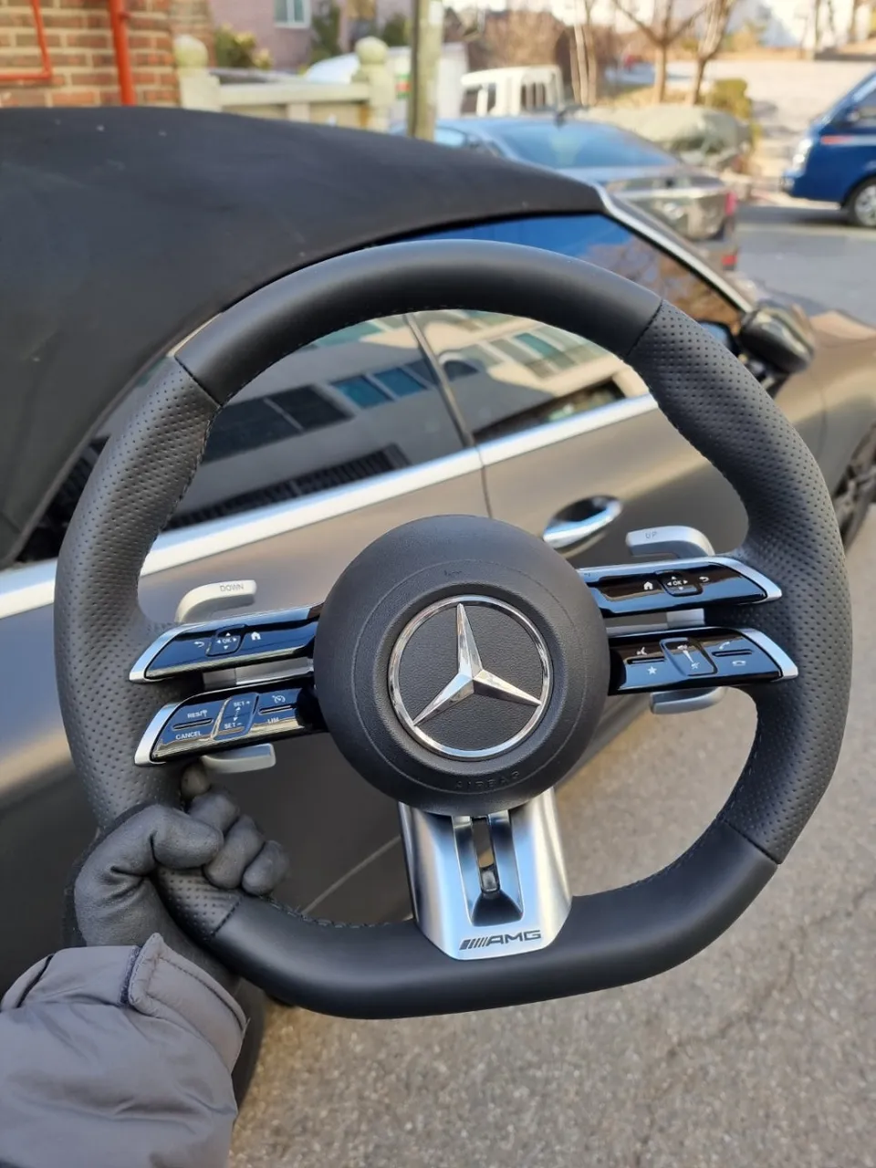 Mercedes-Benz E-Class vinyl wrap - Mercedes-Benz E-Class Vinyl Wrap Review — Professional Install photo 4