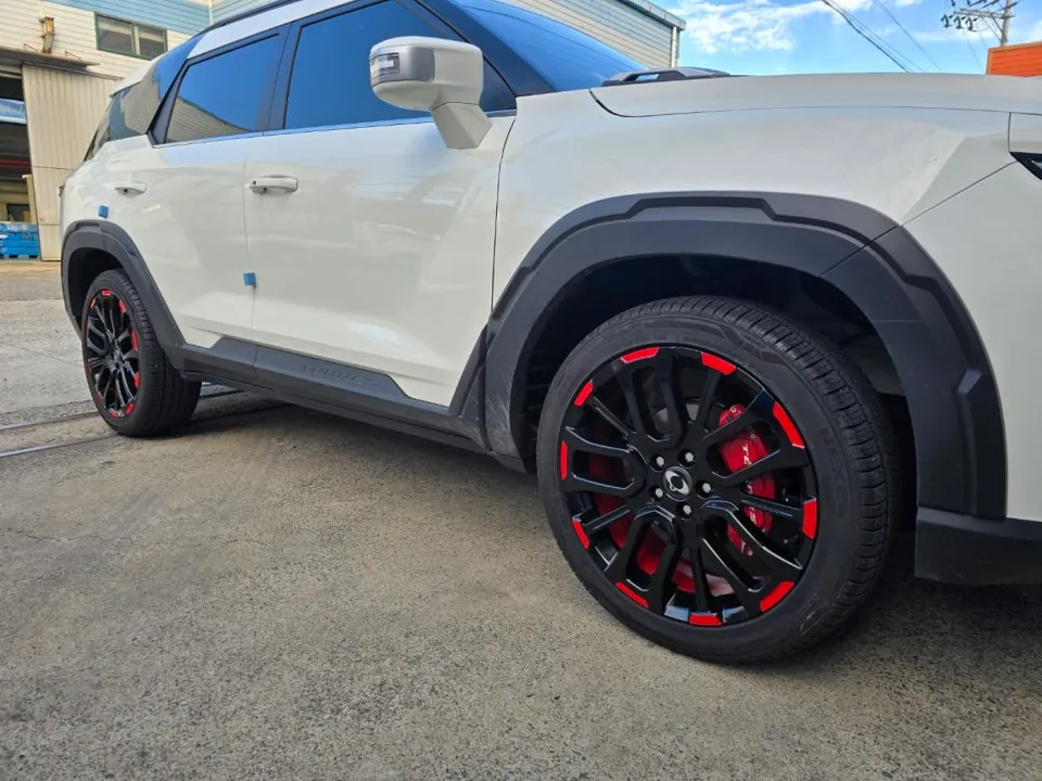 KG Mobility Torresのホイールリペア・塗装事例 施工写真 1-3