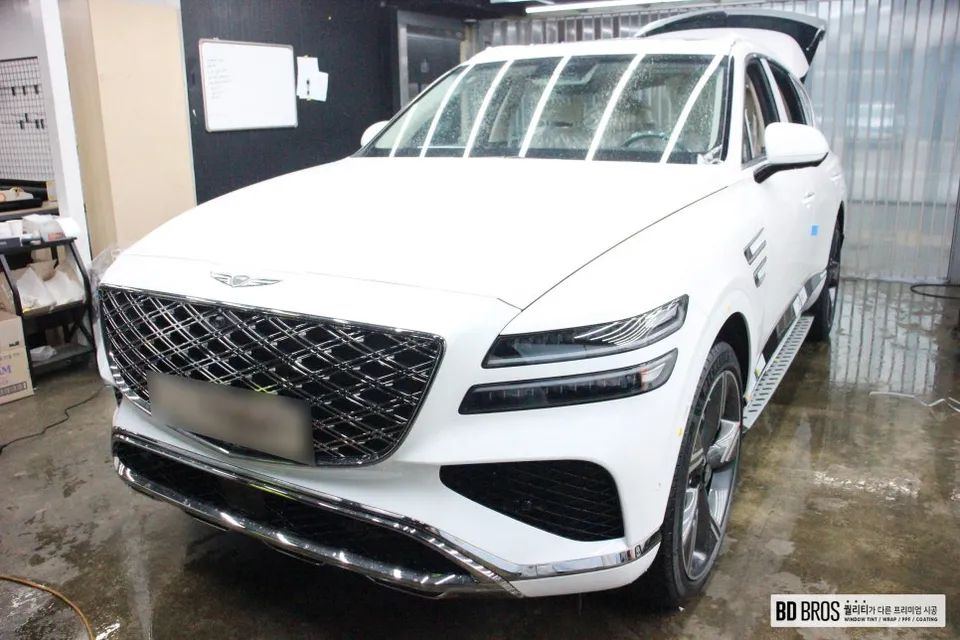 Genesis GV80 new car package installation result