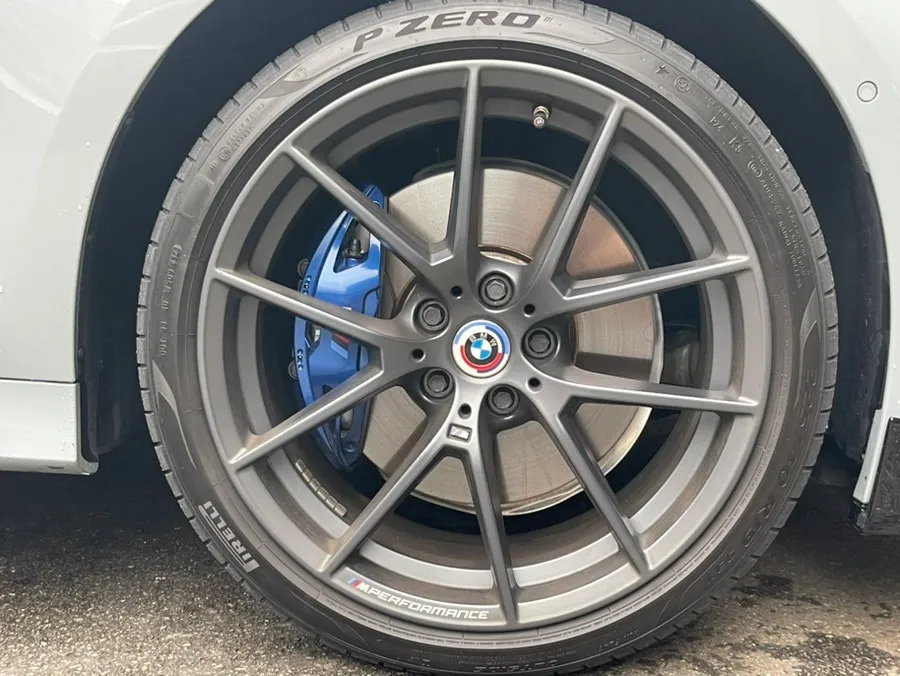 BMW 330e G20 caliper painting - BMW 330e G20 Caliper Paint Review — Stunning Chili Red Finish photo 5