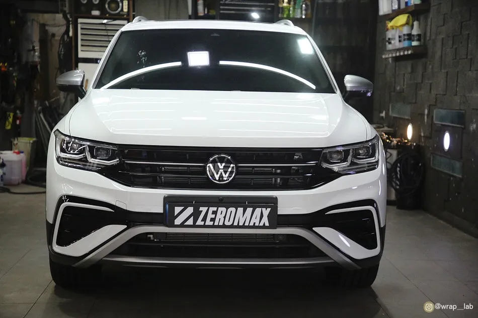 Volkswagen Tiguanのカーラッピング事例|費用目安・仕上がり 施工写真 1-1