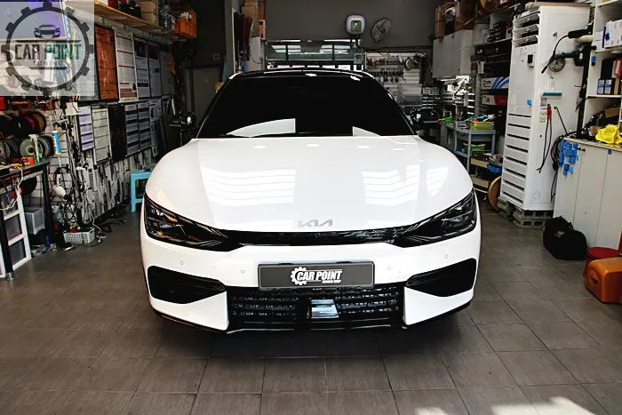 Kia EV6 Interior Customization Review: Flat Floor Conversion photo 2