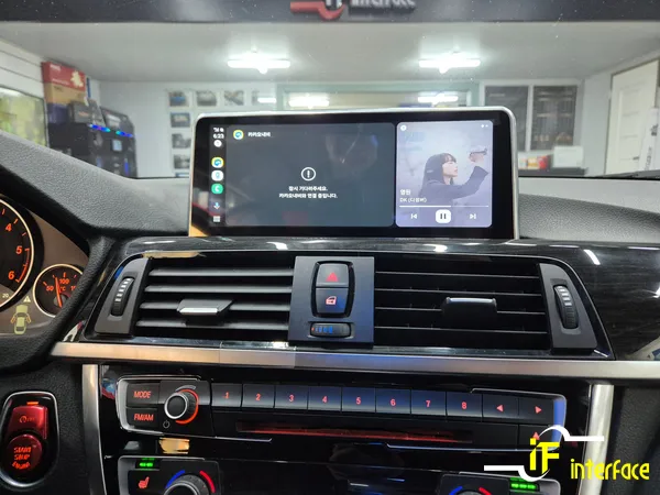BMW 4 SeriesのAndroid Auto・CarPlay取付事例 施工写真 1-2
