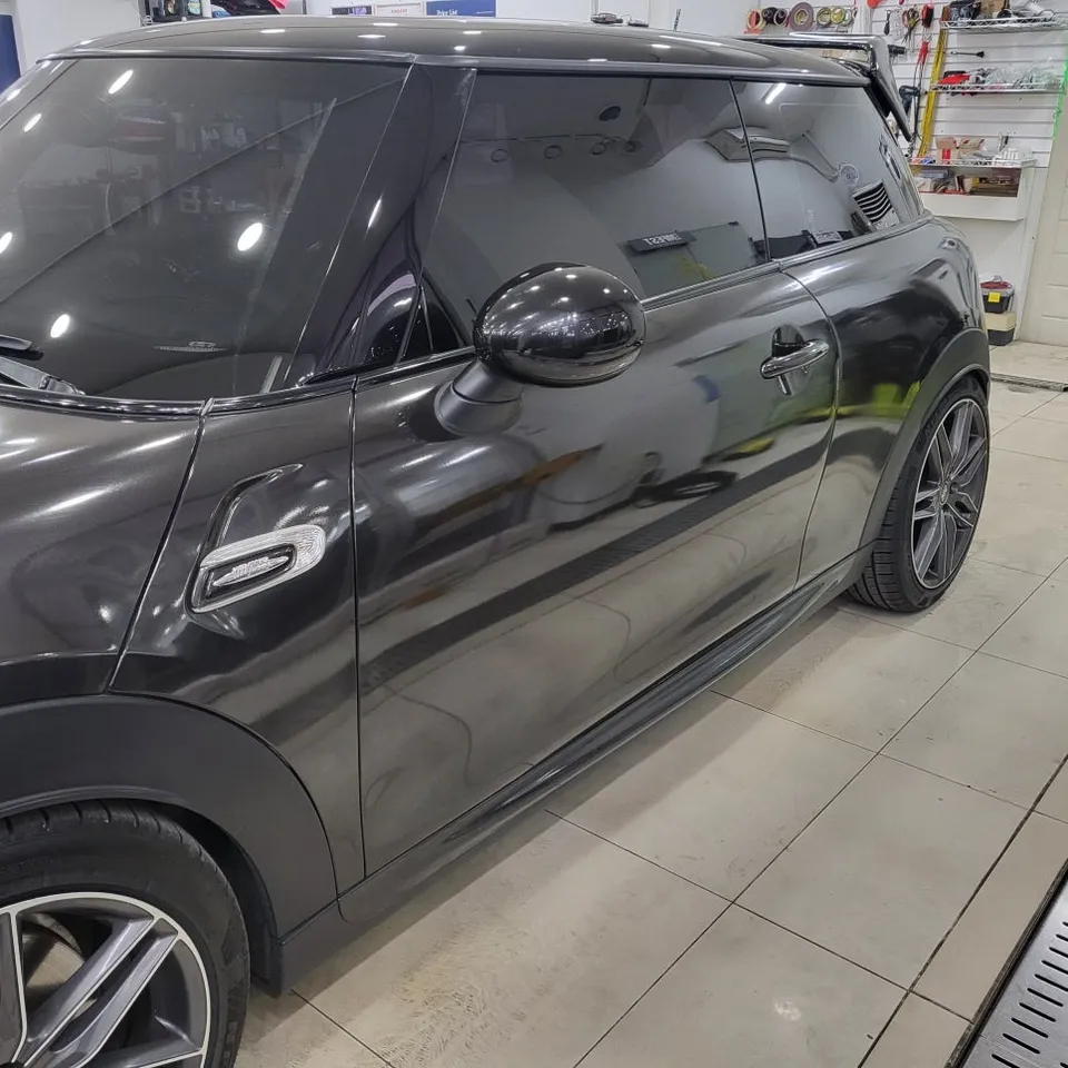MINI MINI Cooperのカーラッピング事例｜費用目安・仕上がり 施工写真 2-2