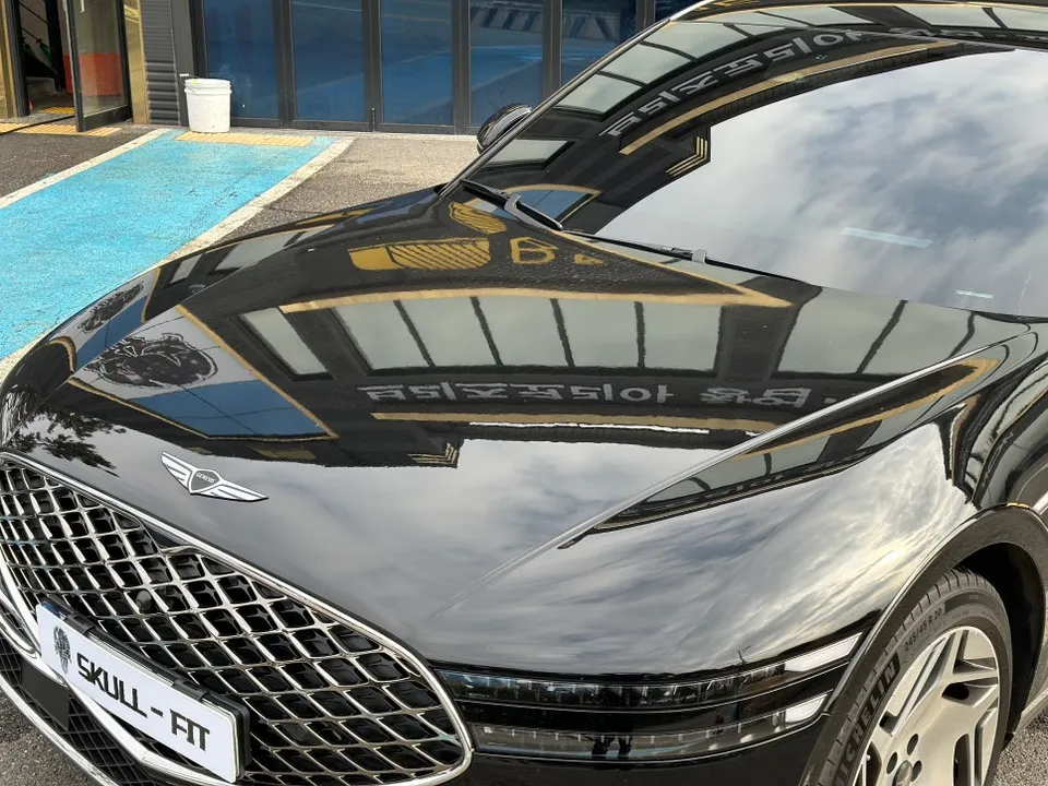 Genesis G90のPPF施工事例|費用目安と仕上がり 施工写真 3-1