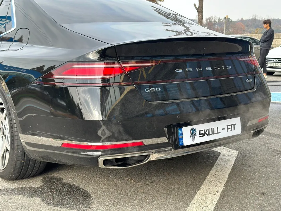 Genesis G90のPPF施工事例|費用目安と仕上がり 施工写真 1-2