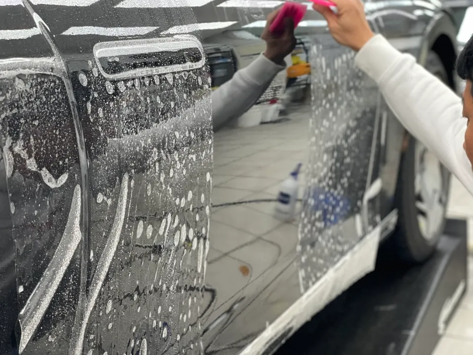 Genesis G90のPPF施工事例|費用目安と仕上がり 施工写真 2-2