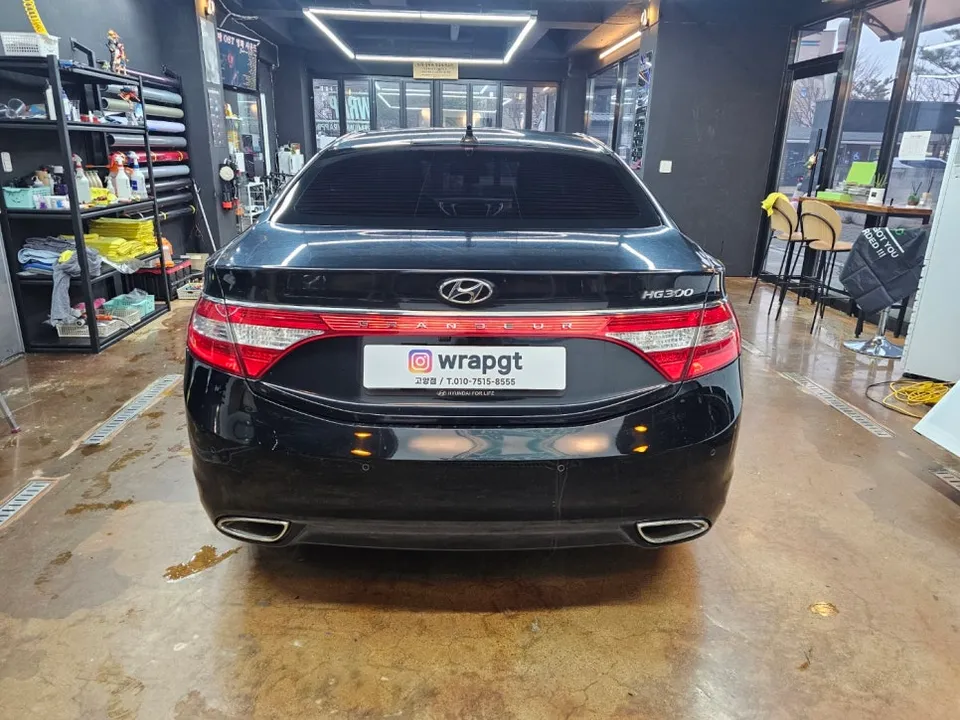 Hyundai Grandeur HGのカーフィルム施工事例|費用目安・仕上がり 施工写真 1-3