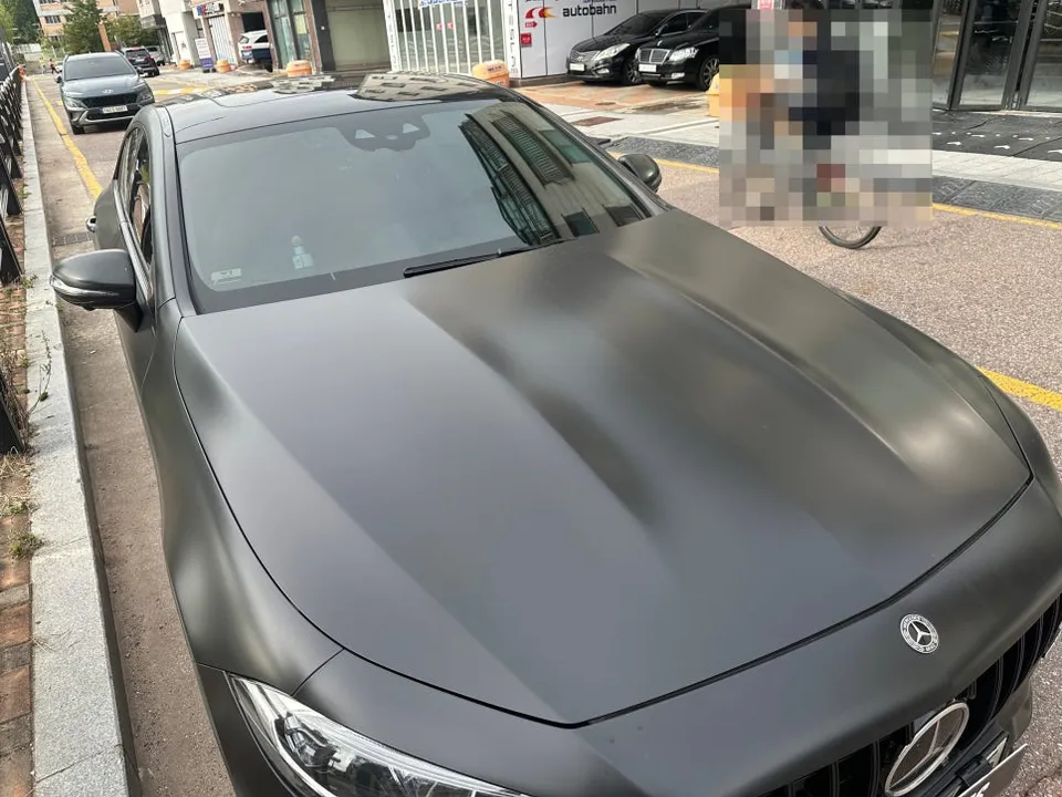 Mercedes-Benz CLSのカーラッピング事例|費用目安・仕上がり 施工写真 4-2