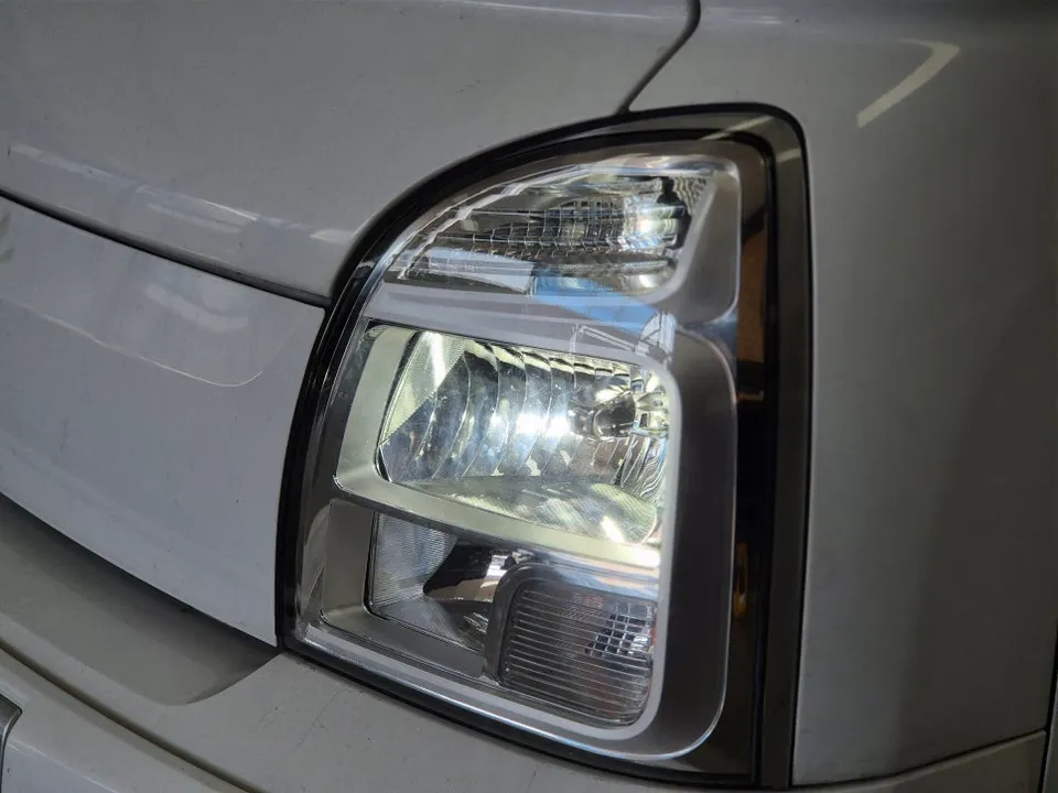 Hyundai Porter 2 lighting upgrade - Hyundai Porter 2 Lighting Upgrade Review: Cost & Results photo 4