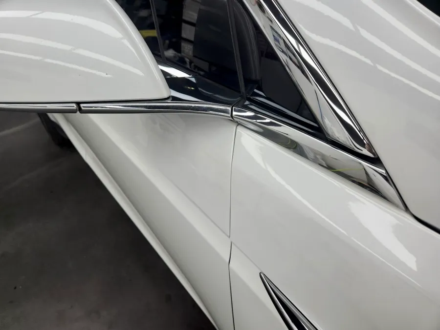 Tesla Model Xのカーラッピング事例 施工写真 4-1