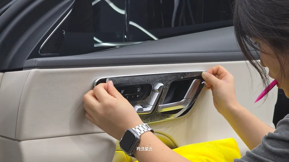 Mercedes-Benz Eクラス PPF施工事例|費用目安・仕上がり 施工写真 2-3