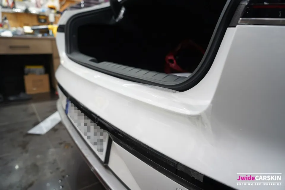 Hyundai AzeraのPPF施工事例|費用目安・仕上がり 施工写真 3-1