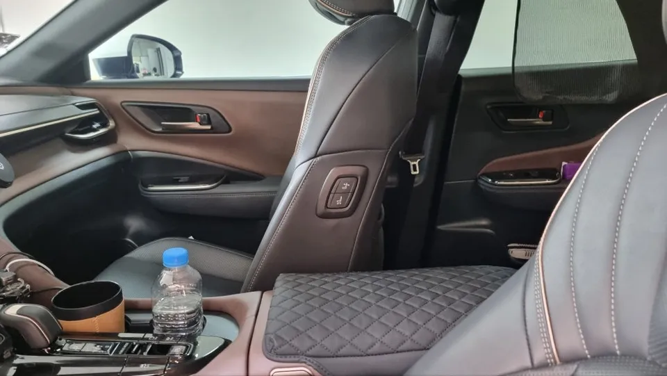 Toyota Crown oem options - Toyota Crown OEM Options Review: Factory Upgrade Cost & Results photo 5