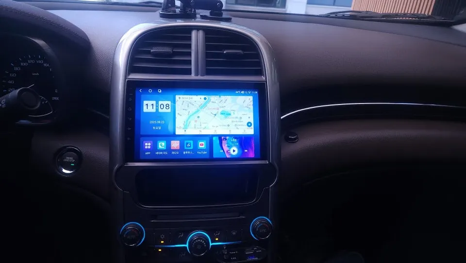 Chevrolet MalibuのAndroid Auto・CarPlay取付事例 写真