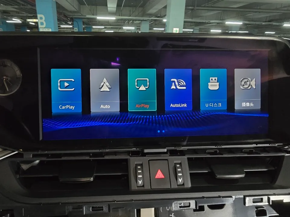 Lexus ES 7th GenのAndroid Auto・CarPlay取付事例 写真