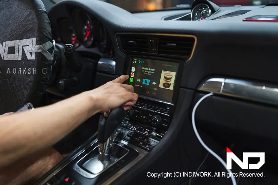 Porsche 911 android head unit - Porsche 911 Android Head Unit Review: Seamless CarPlay Integratio photo 5