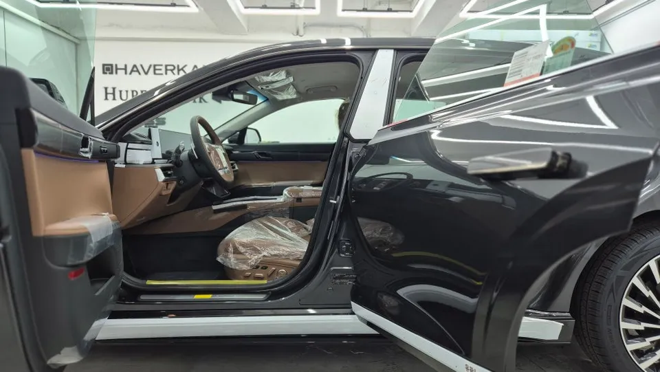 Hyundai Azera PPF施工事例｜費用目安と仕上がり 施工写真 3-1