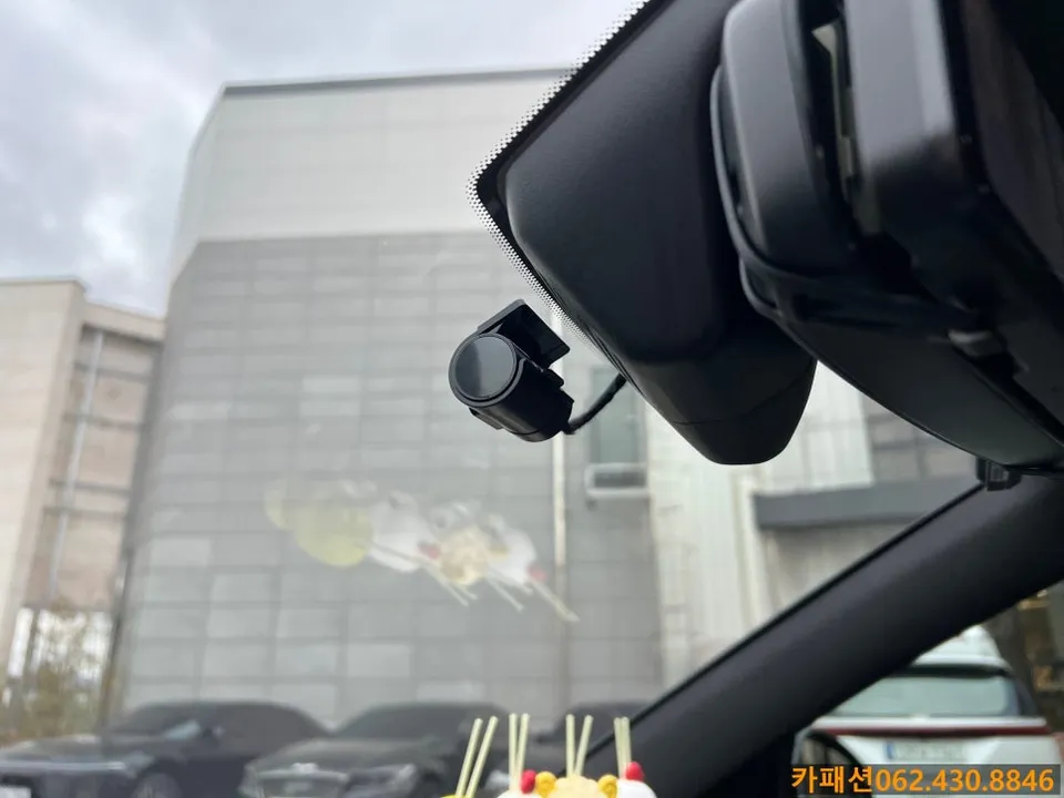 Peugeot 3008 dash cam - Peugeot 3008 Dash Cam Installation Review photo 3