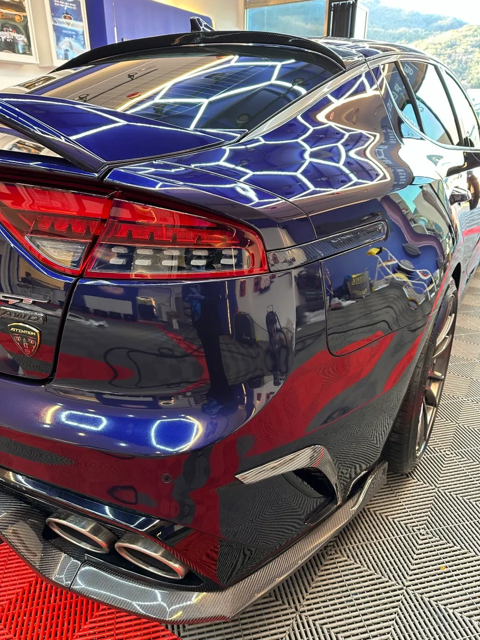 Kia Stinger Meisterのガラスコーティング事例|費用目安・仕上がり 施工写真 2-2