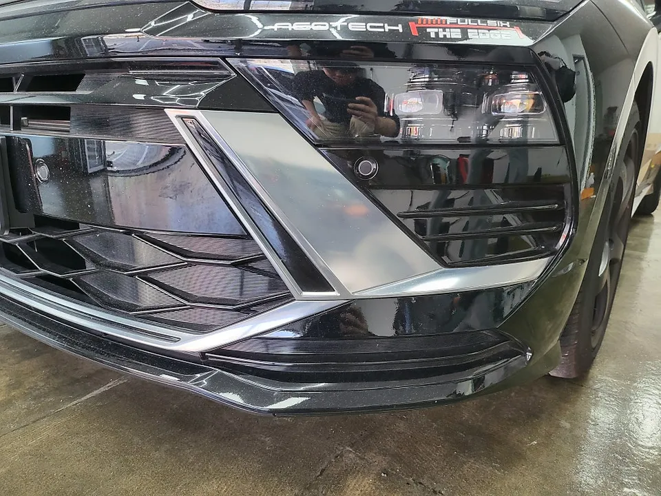 Hyundai Sonata DN8のカーラッピング事例｜費用目安・仕上がり 施工写真 3-2