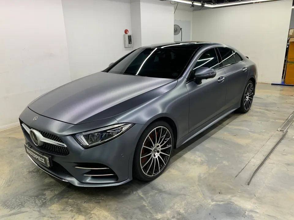 Mercedes-Benz CLSのカーラッピング事例|グラファイトメタリック 施工写真 3-3