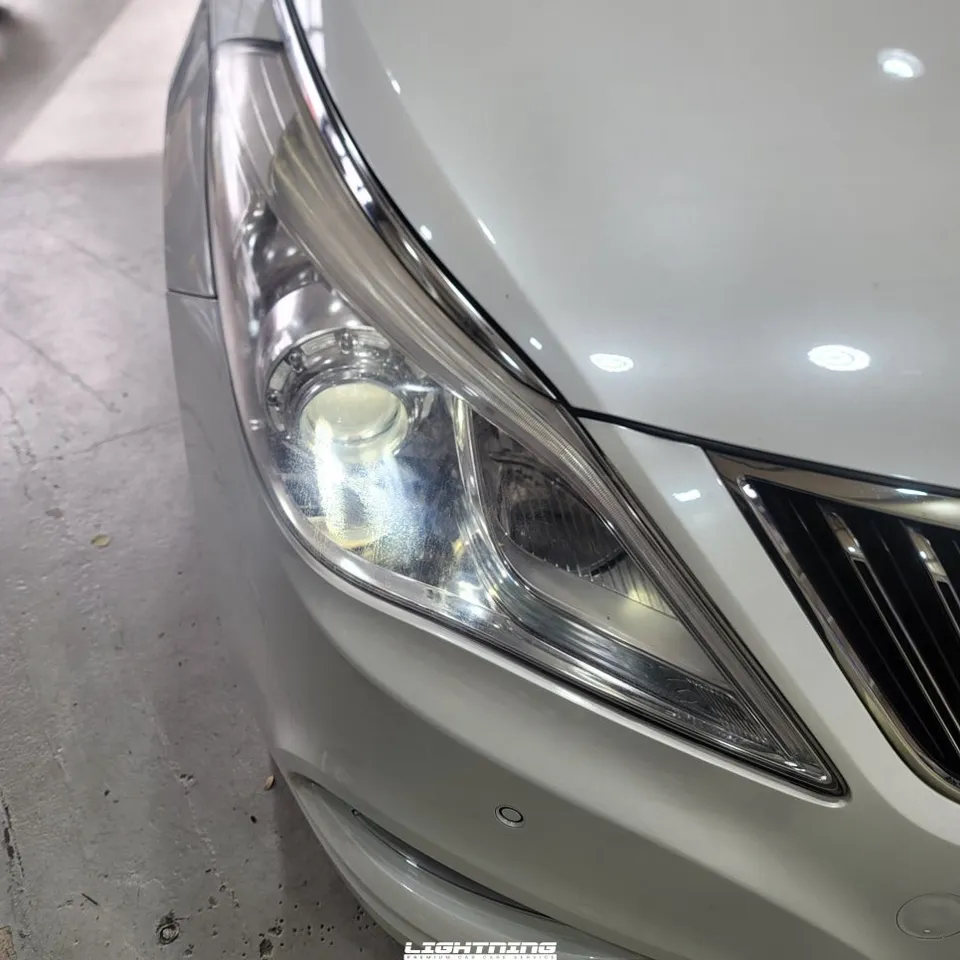 Hyundai Azeraのカーフィルム施工事例|費用目安・仕上がり 施工写真 2-1