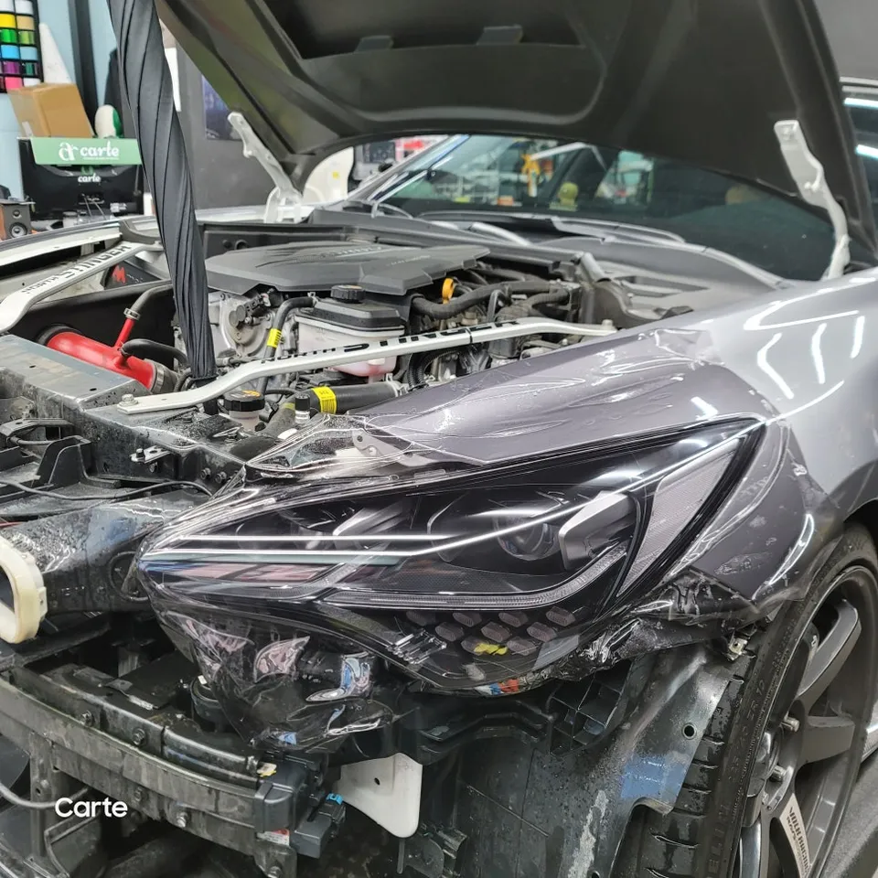 Kia Stingerのカーラッピング事例|費用目安・仕上がり 施工写真 1-2