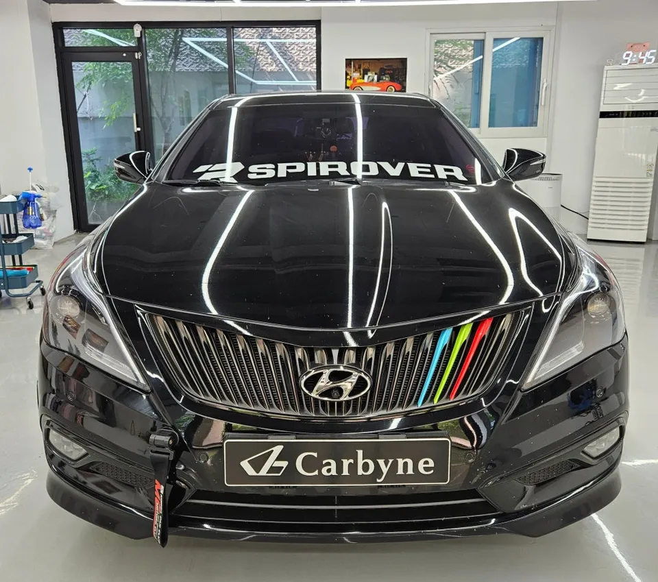 Hyundai Grandeur HGのカーラッピング事例｜費用目安・仕上がり 施工写真 1-3
