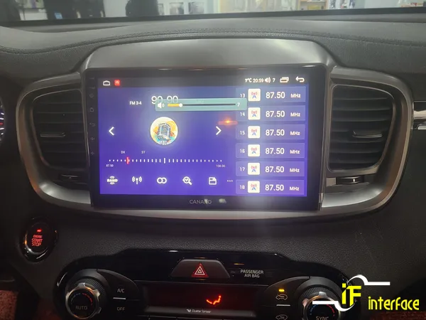 KiaのAndroid Auto・CarPlay取付事例 施工写真 3-1