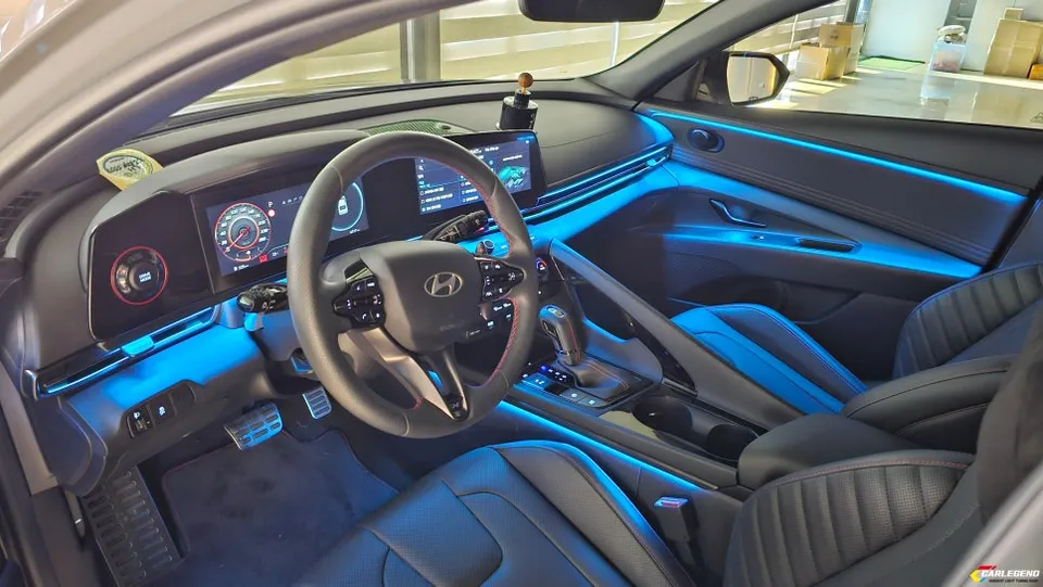 Hyundai Elantra ambient lighting - Hyundai Elantra Ambient Lighting Review: Custom Moldings for Enha photo 4
